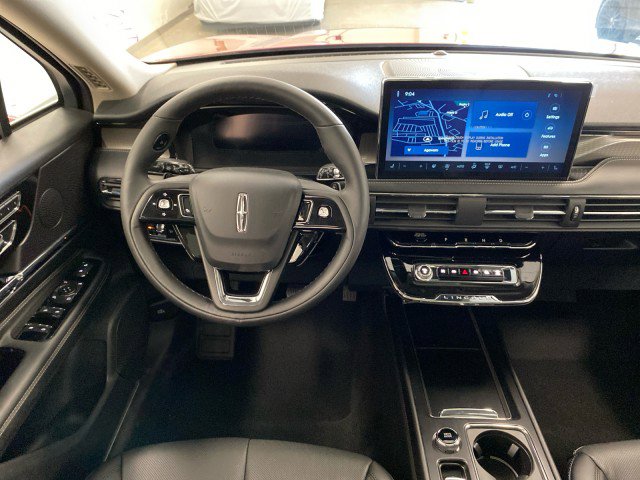 New 2025 Lincoln Corsair Grand Touring w/ Equipment Group 301A AWD/4WD image 18