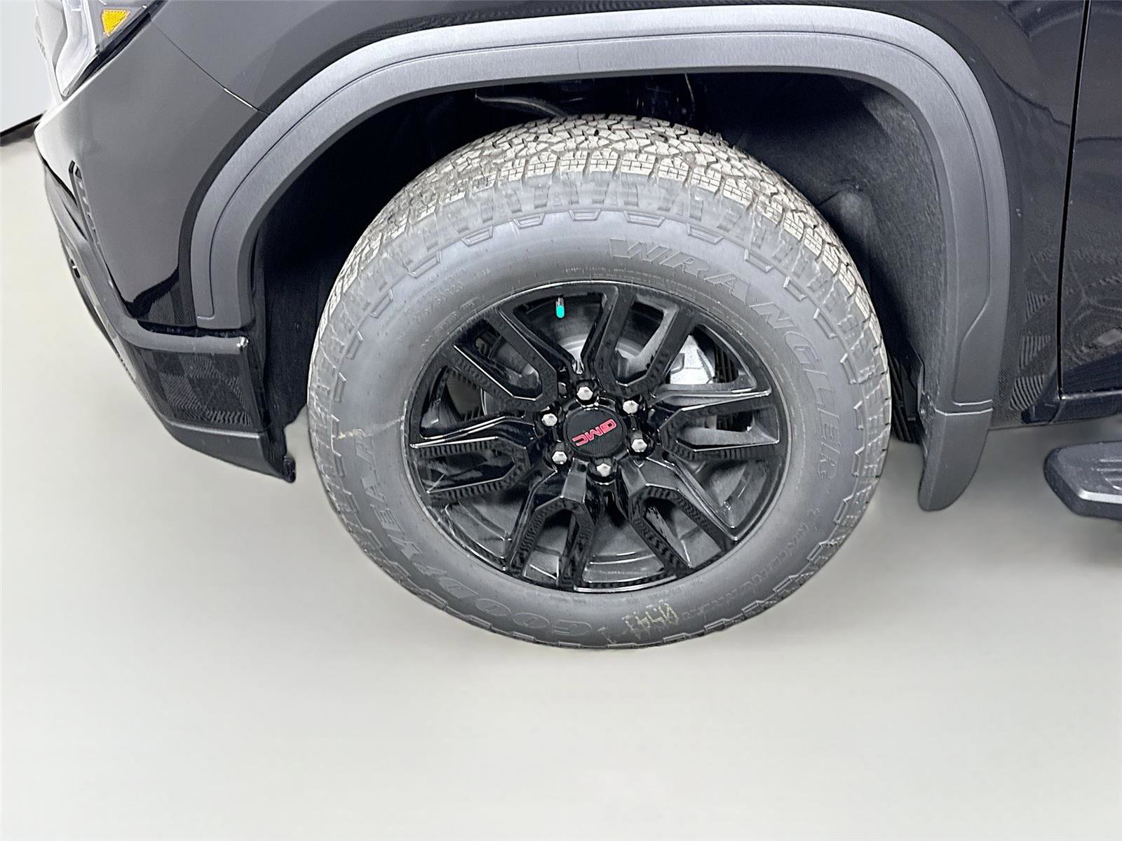 New 2026 GMC Sierra 1500 Elevation w/ Elevation Premium Package image 25