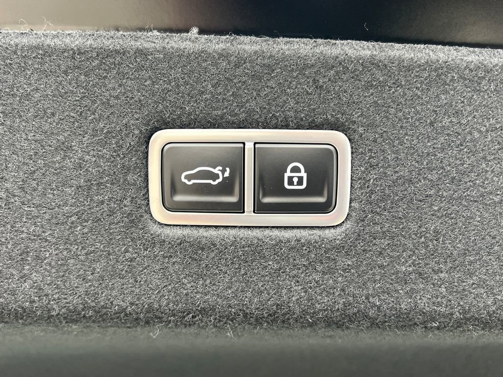 New 2025 Hyundai Ioniq 6 SEL image 20