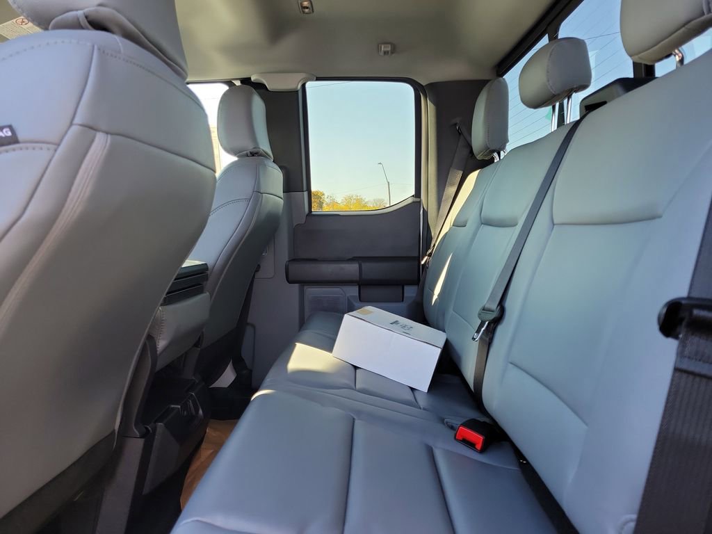 New 2026 Ford F350 XL w/ XL Chrome Package image 14