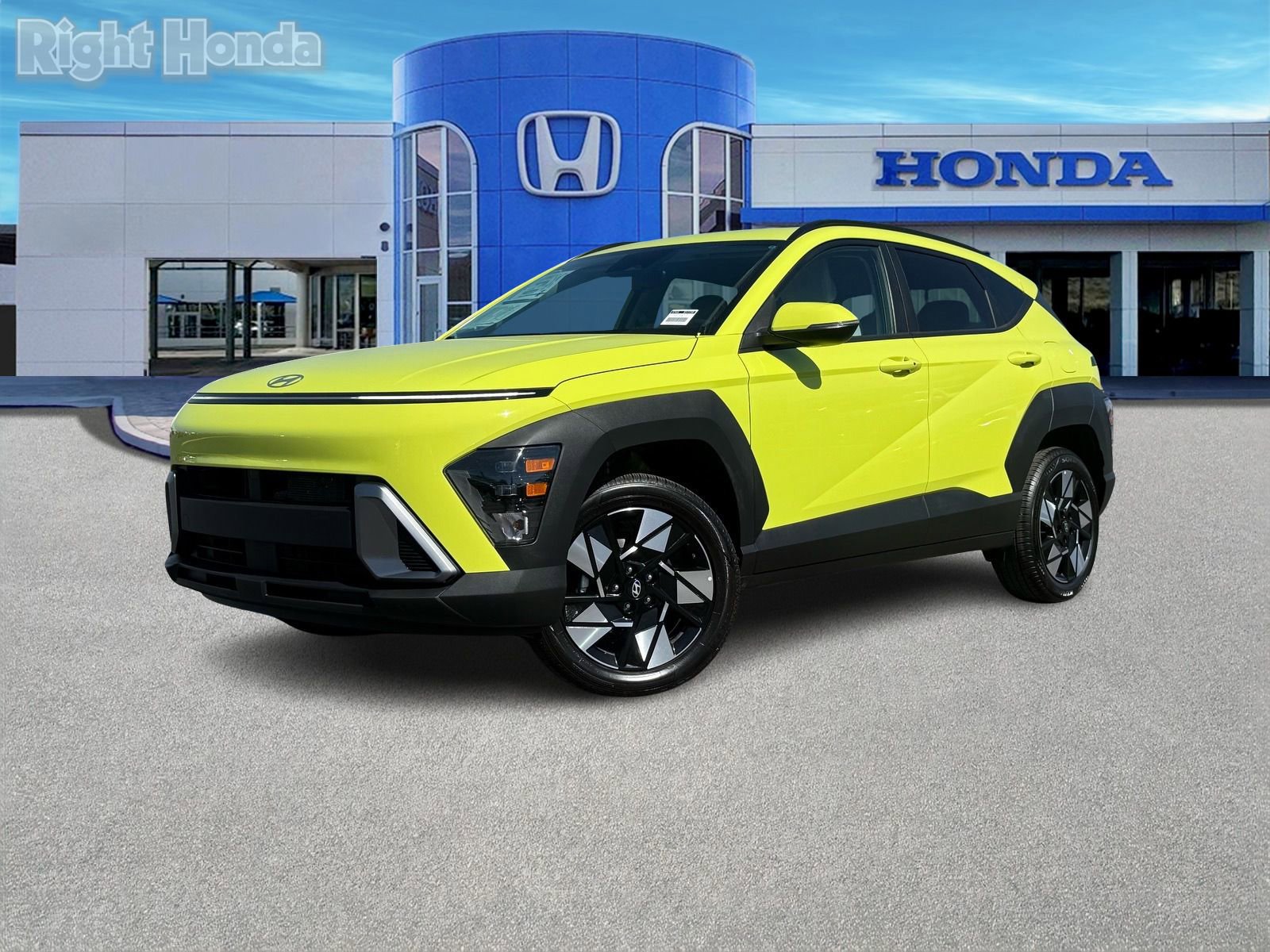 Used 2025 Hyundai Kona SEL image 2