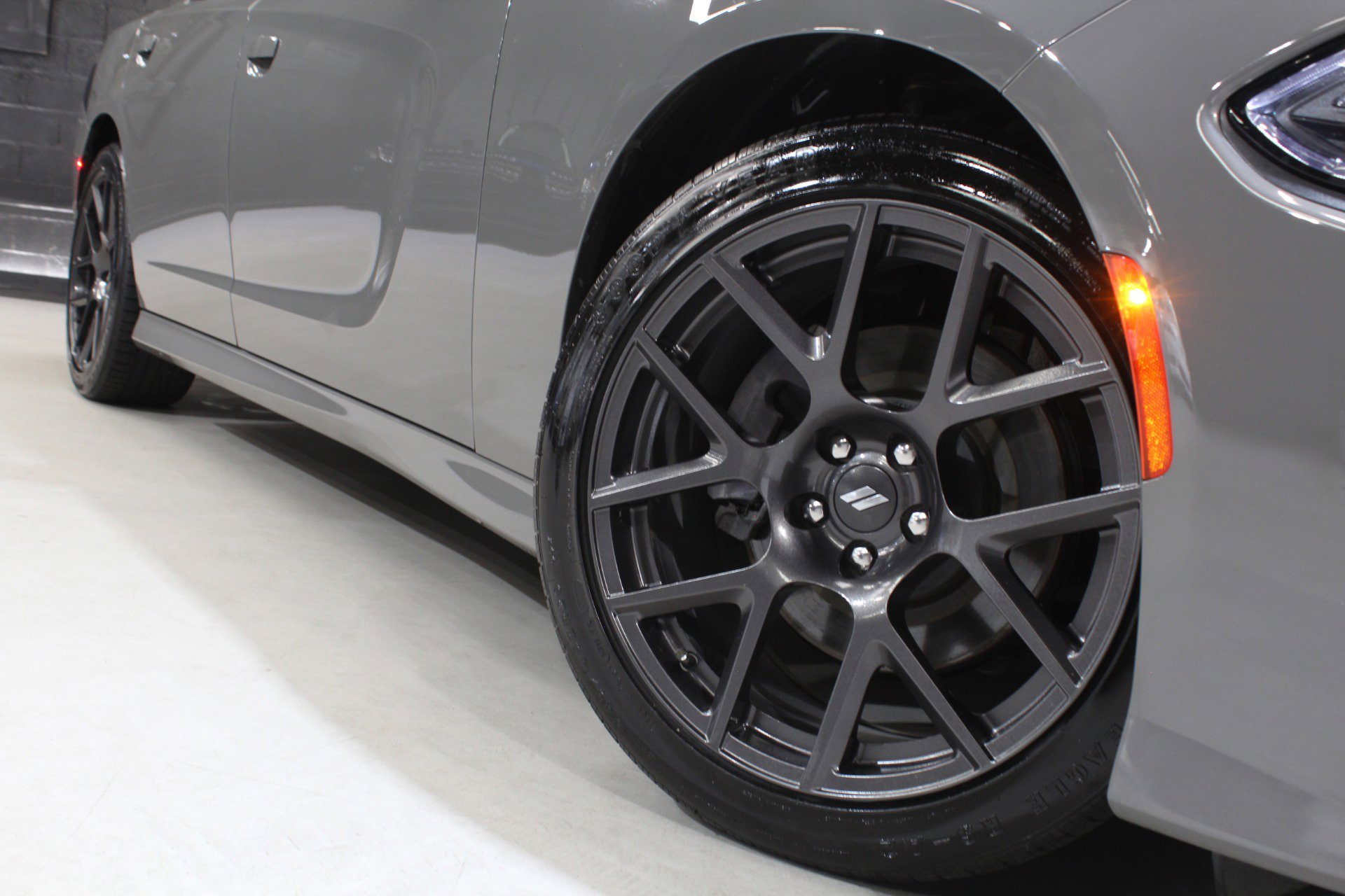 Used 2018 Dodge Charger R/T RWD image 21
