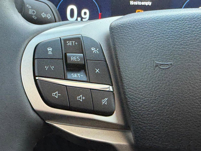 New 2026 Ford Explorer Active w/ Active Comfort Package image 13