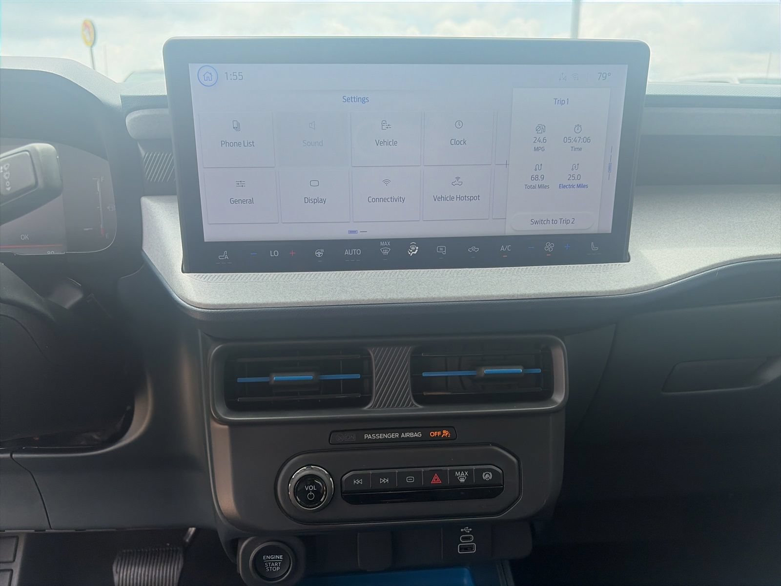 New 2026 Ford Maverick XLT w/ XLT Luxury Package FWD image 20