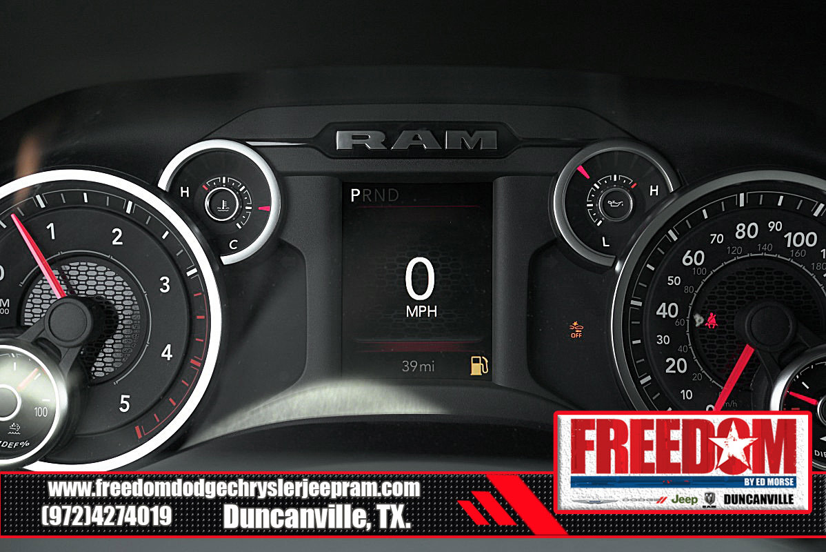 New 2025 RAM 2500 Tradesman image 32