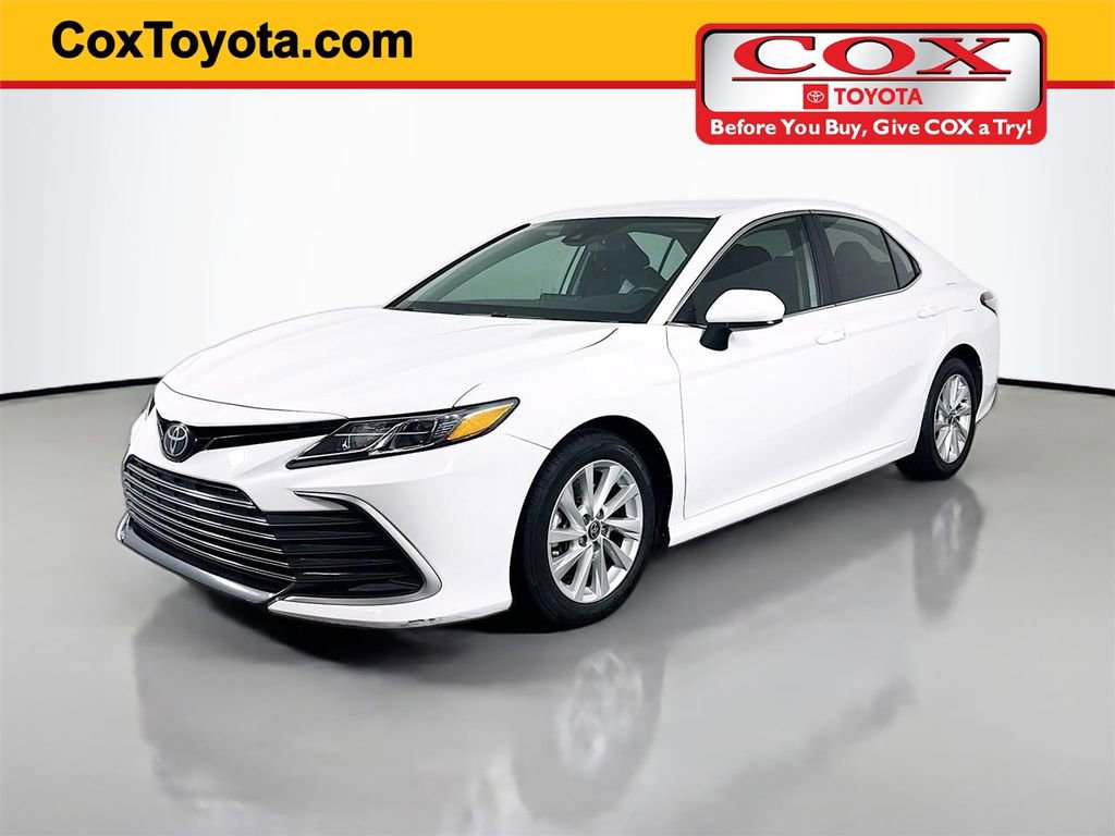 Certified 2023 Toyota Camry LE FWD image 1