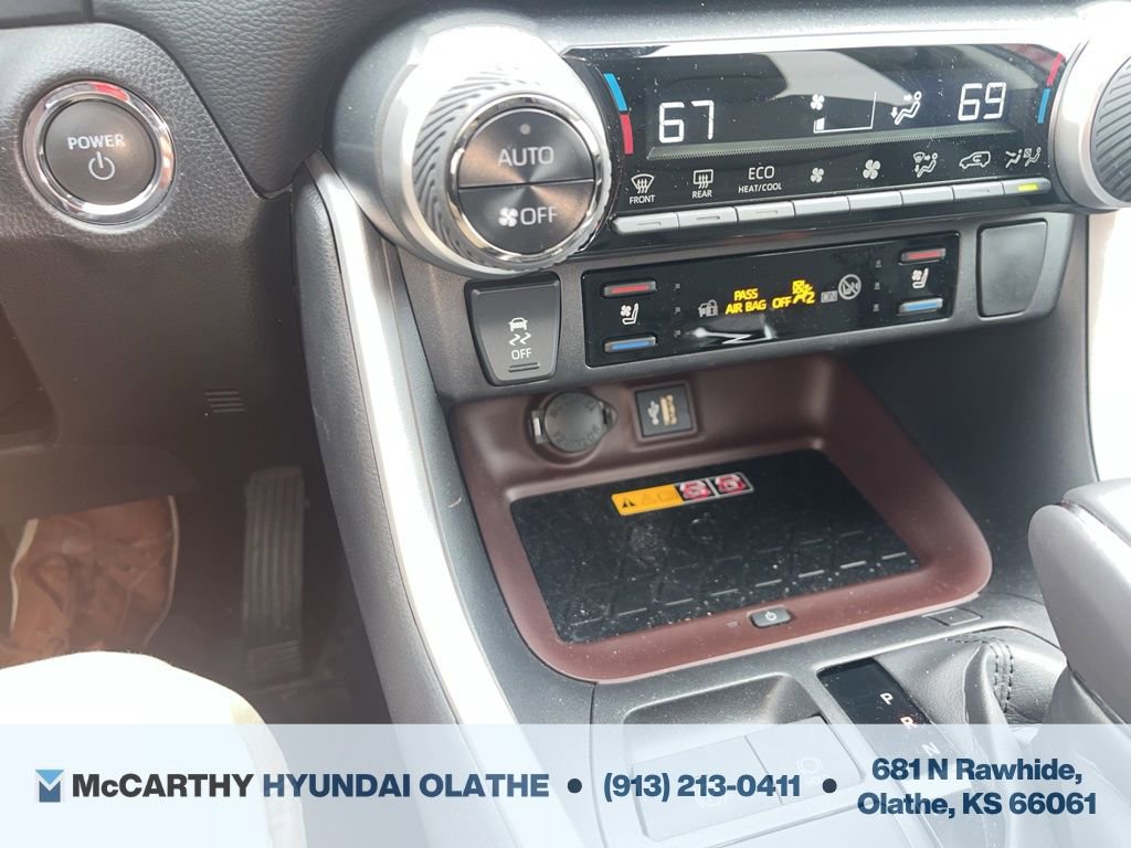 Used 2025 Toyota RAV4 Limited w/ Advanced Technology Package AWD/4WD image 12