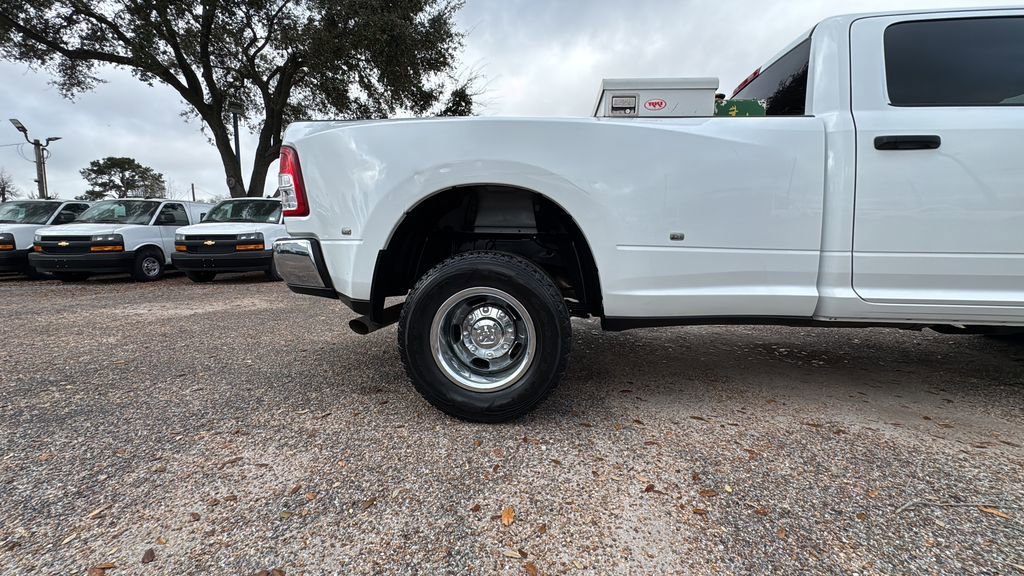 Used 2023 RAM 3500 Big Horn w/ Level 1 Equipment Group AWD/4WD image 20