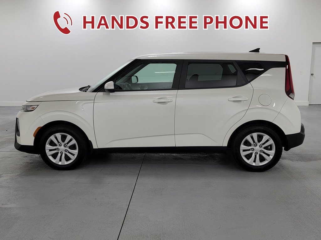 Used 2022 Kia Soul LX FWD image 5