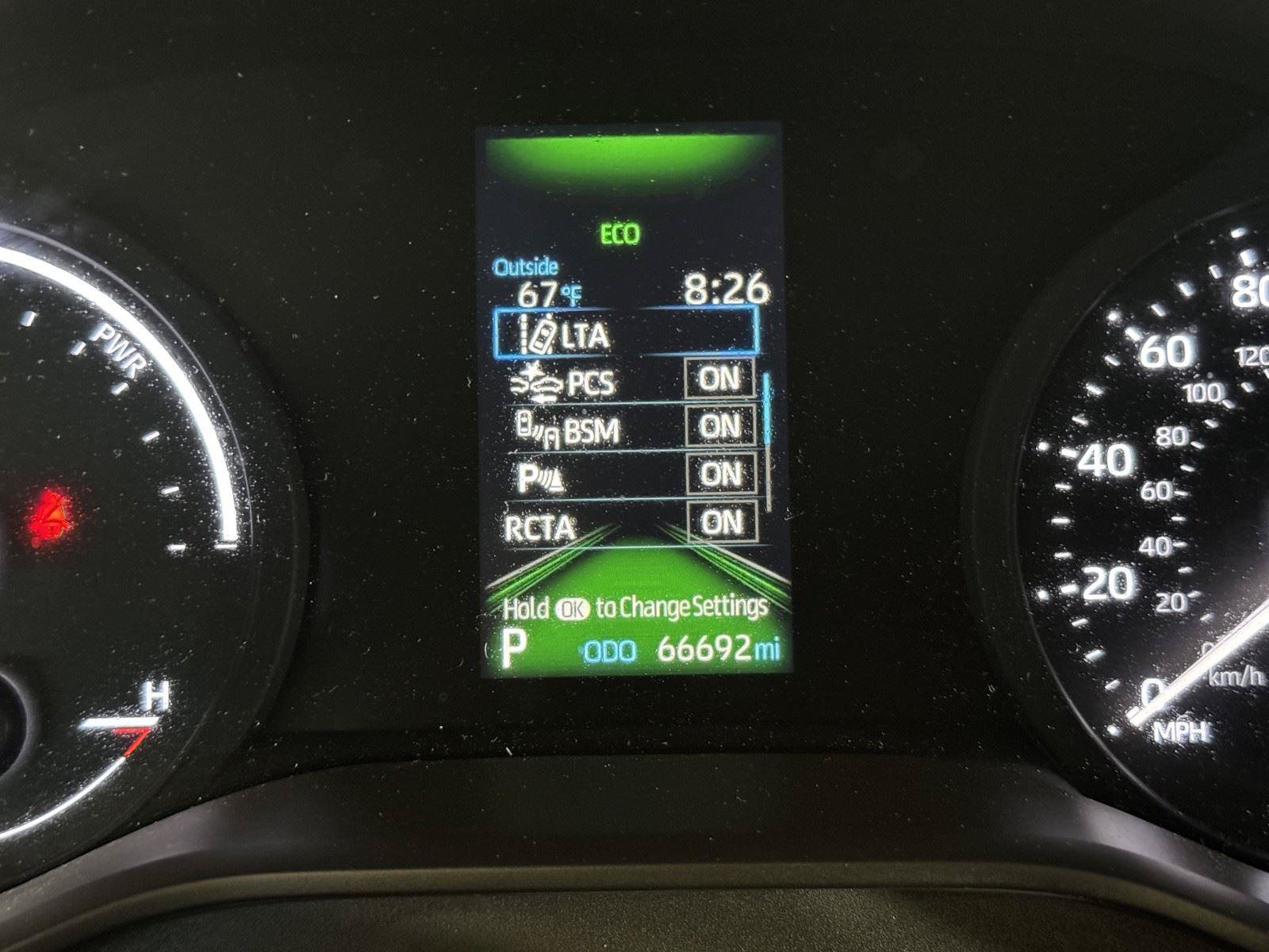 Used 2024 Toyota Sienna XLE FWD image 11