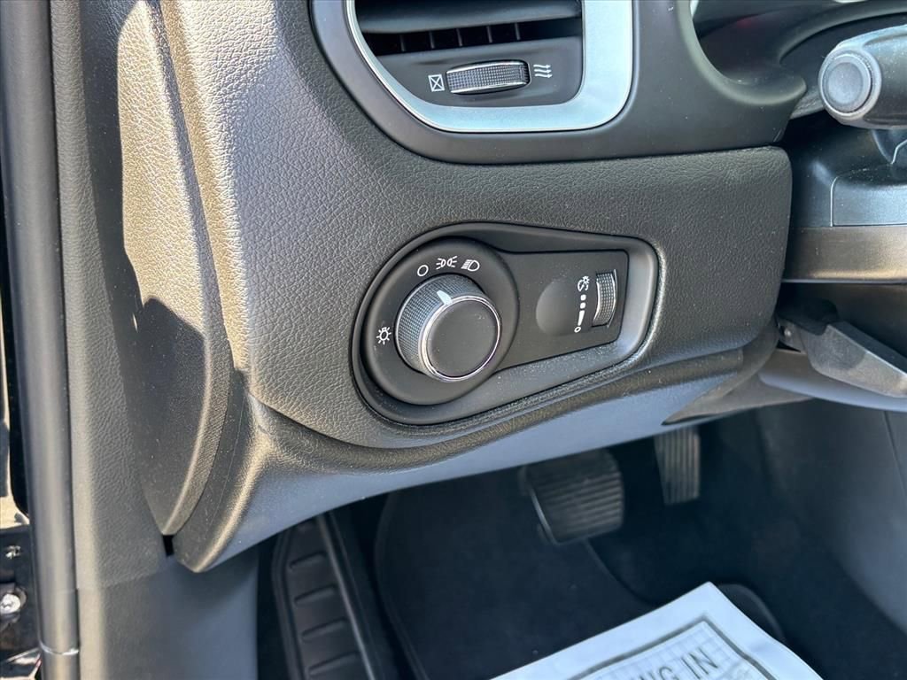 Used 2020 Jeep Renegade Sport image 7