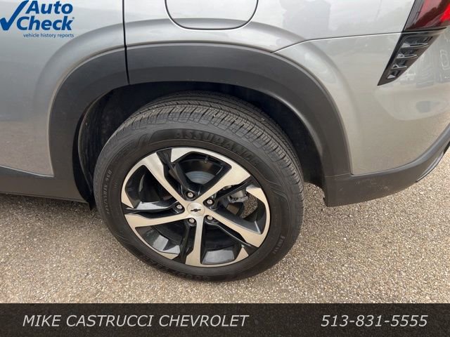 Used 2025 Chevrolet Trax RS w/ Driver Confidence Package FWD image 5