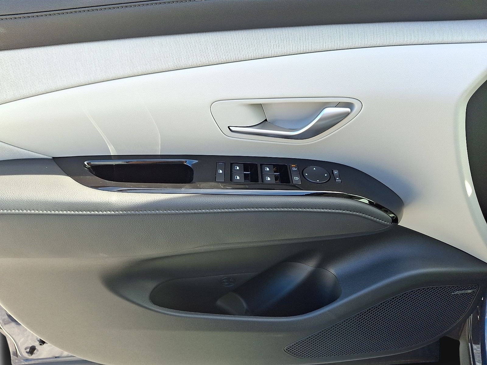 New 2026 Hyundai Tucson Limited AWD/4WD image 8