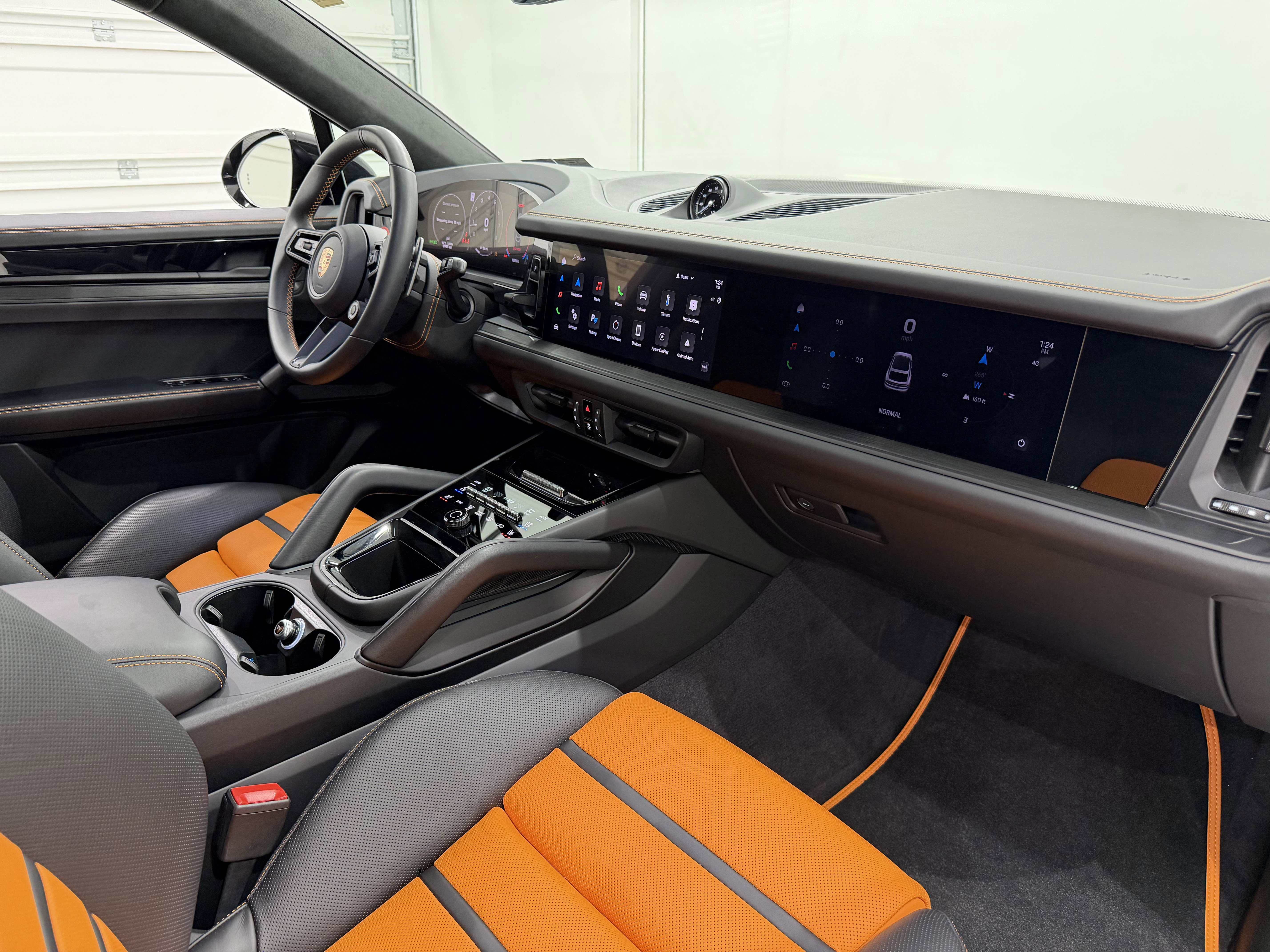 Certified 2025 Porsche Cayenne GTS image 27