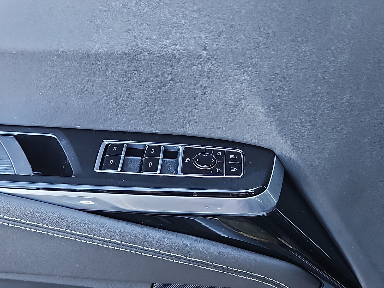 New 2026 Cadillac Escalade ESV Platinum Luxury image 20