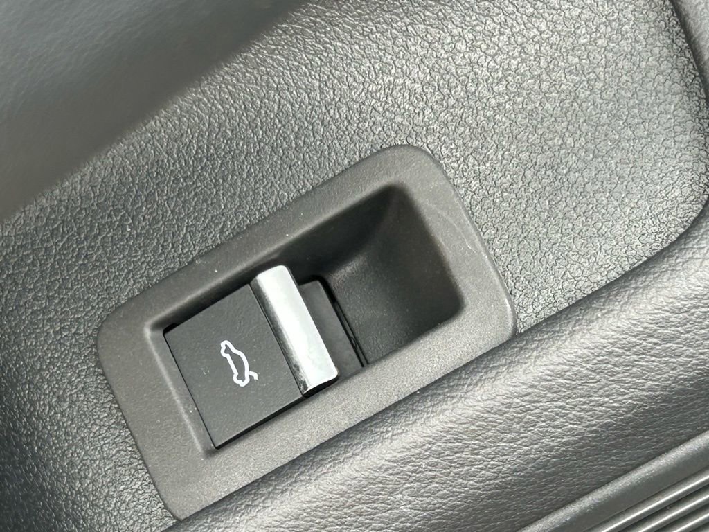 Used 2023 Audi A4 2.0T Premium Plus w/ Premium Plus Package image 61