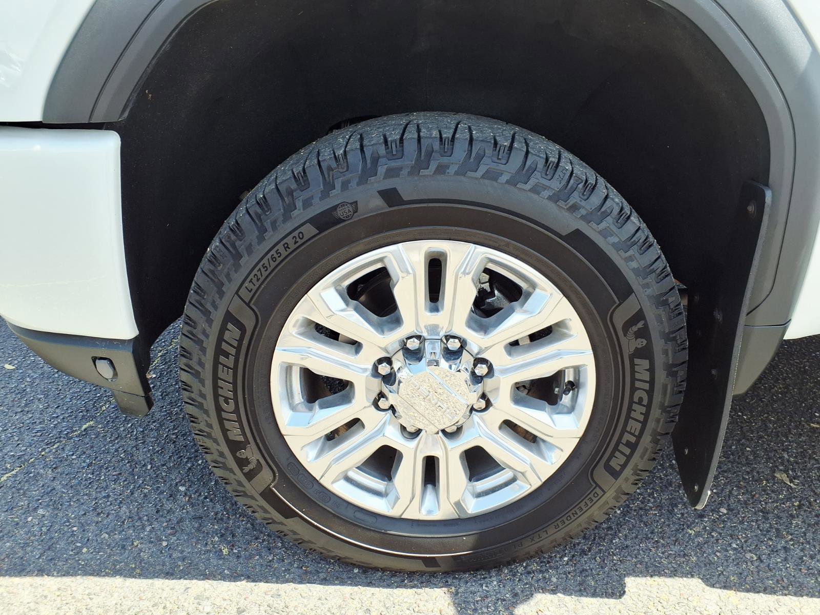 Used 2021 GMC Sierra 3500 Denali w/ Denali Ultimate Package image 15