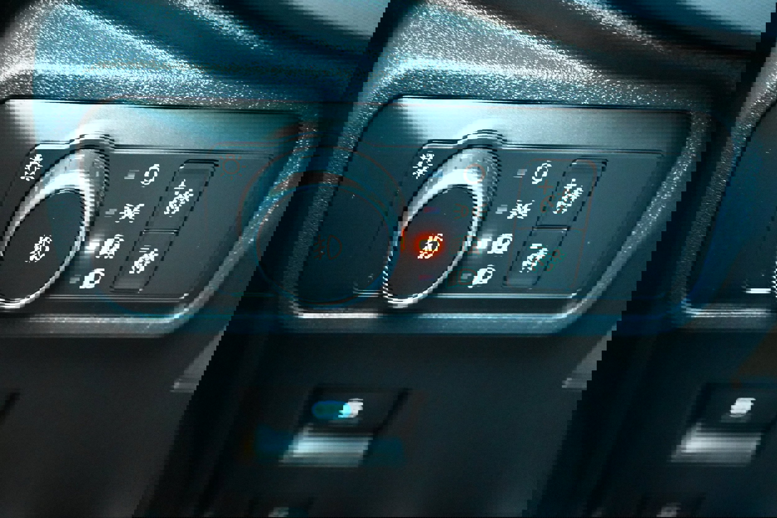 Used 2022 Ford Bronco Black Diamond image 8