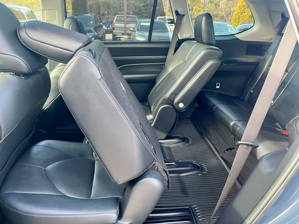 Used 2024 Toyota Grand Highlander Platinum image 26