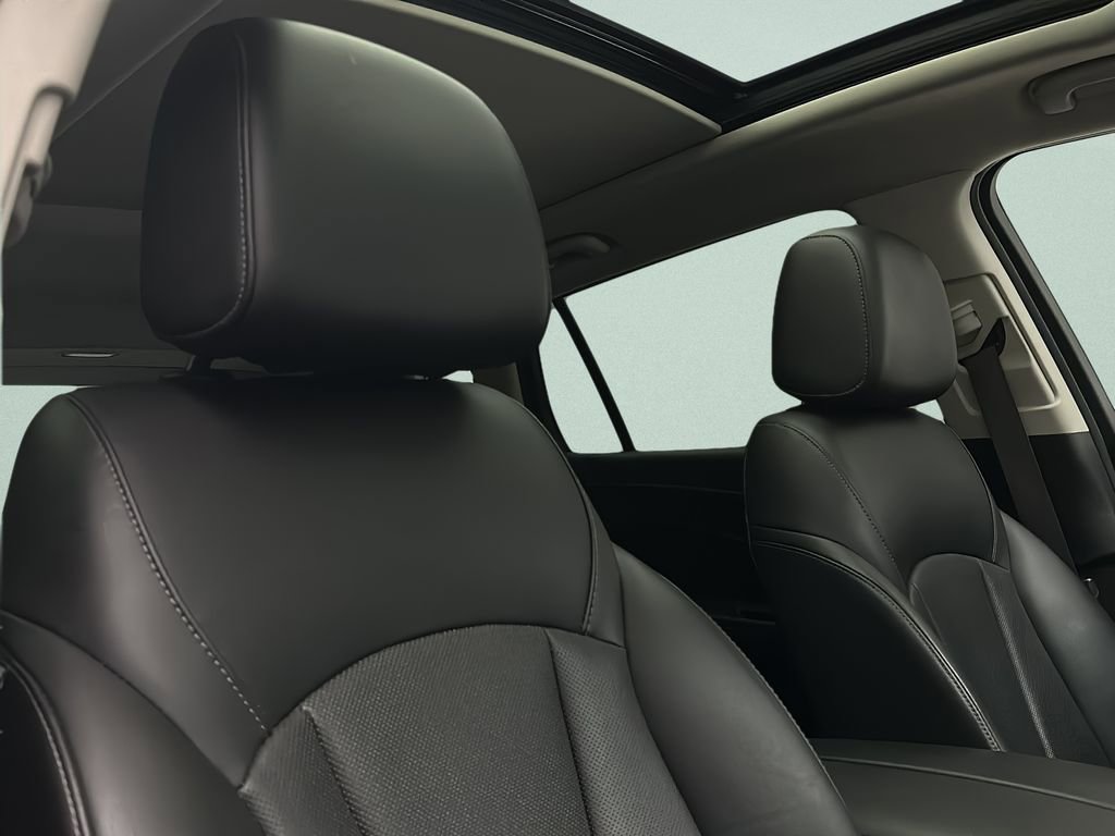 Used 2020 Buick Envision Premium AWD/4WD image 19