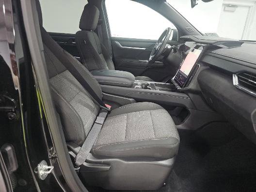 Used 2025 GMC Acadia Elevation image 8