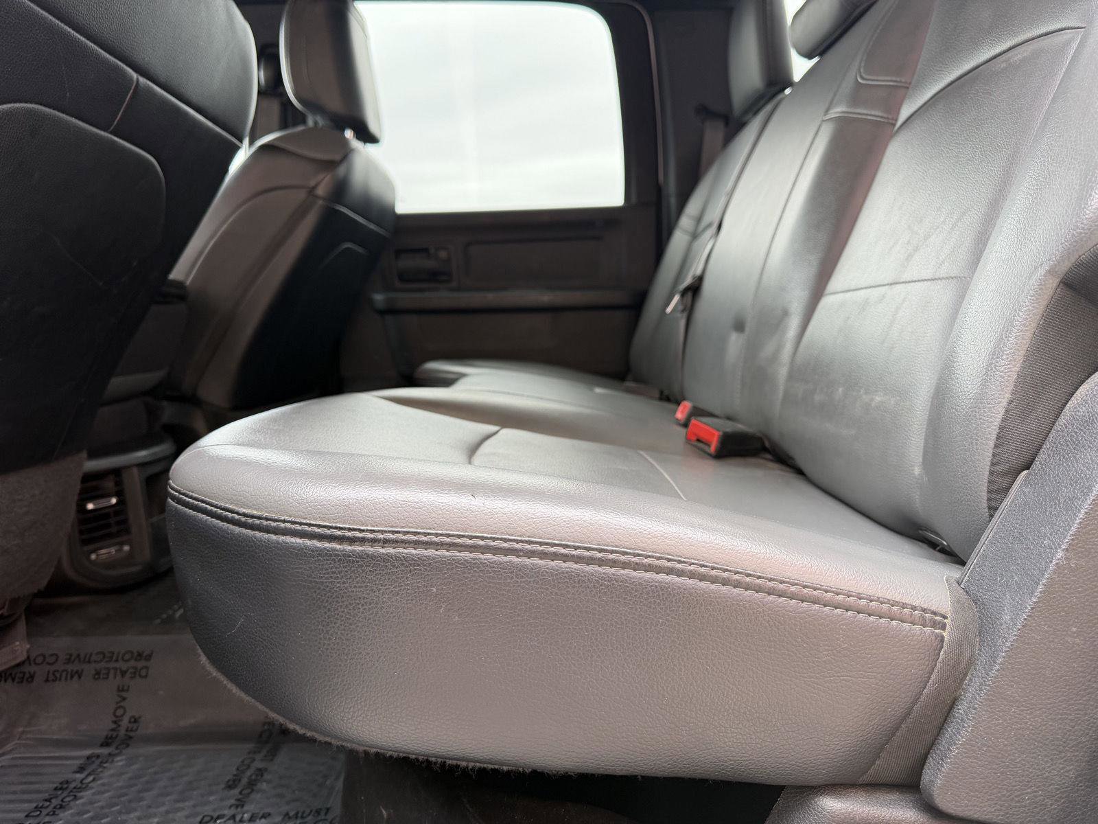 Used 2022 RAM 3500 Tradesman w/ Chrome Appearance Group image 24