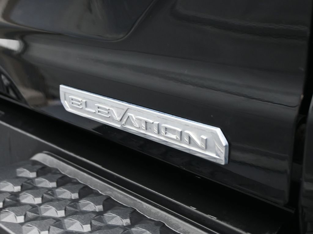 Used 2025 GMC Canyon Elevation image 15