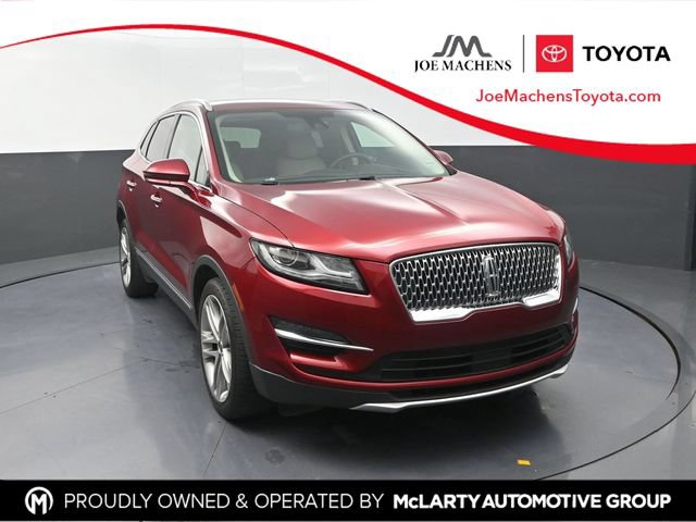 Used 2019 Lincoln MKC Reserve w/ MKC Climate Package AWD/4WD image 1