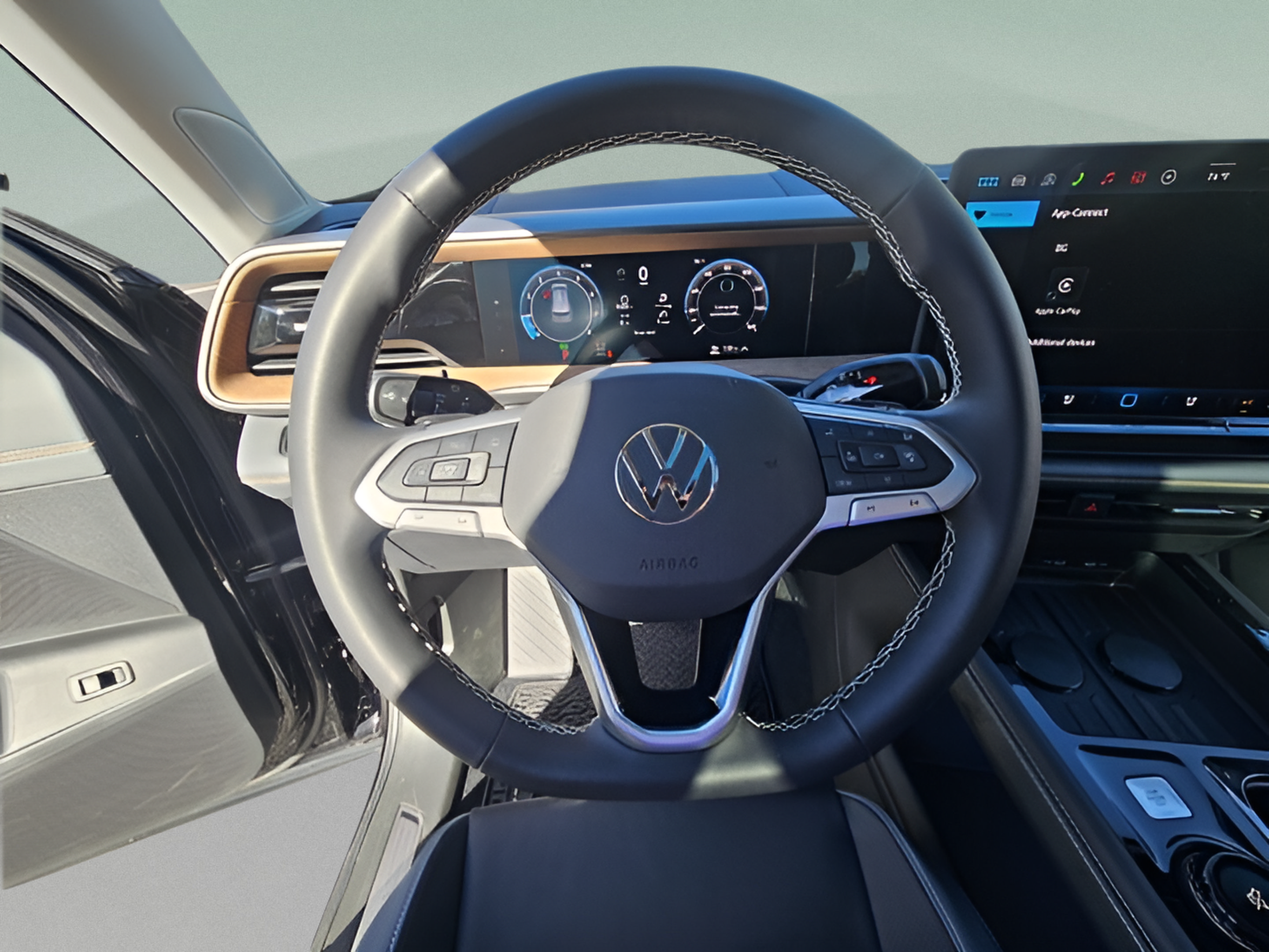 New 2027 Volkswagen Atlas SE FWD image 24