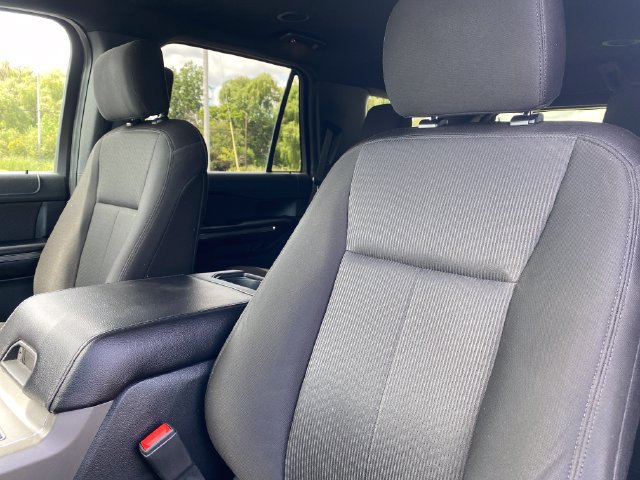 Used 2020 Ford Expedition XLT AWD/4WD image 14