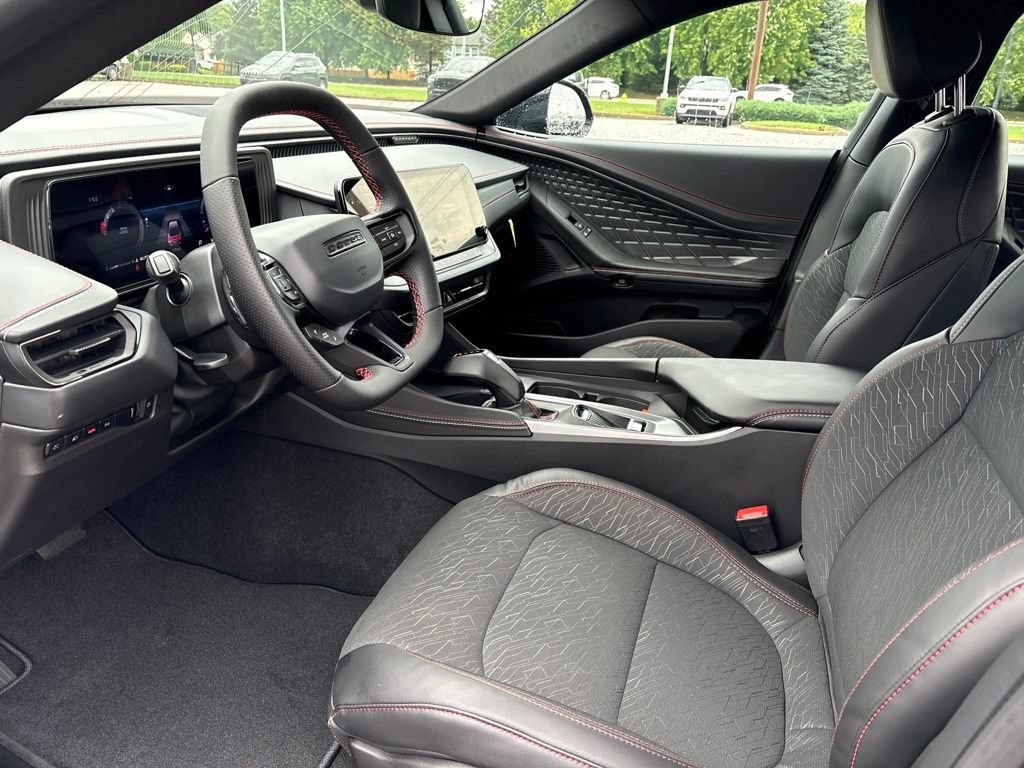 New 2027 Dodge Charger Scat Pack w/ Blacktop Package AWD/4WD image 9