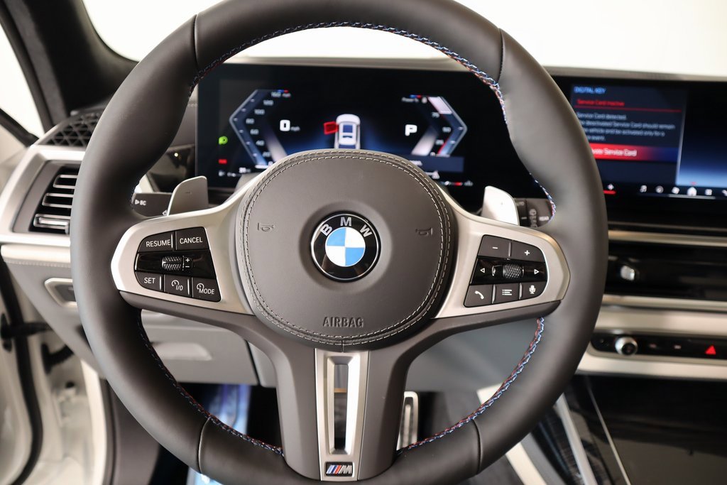 New 2026 BMW X7 M60i w/ Climate Comfort Package image 4