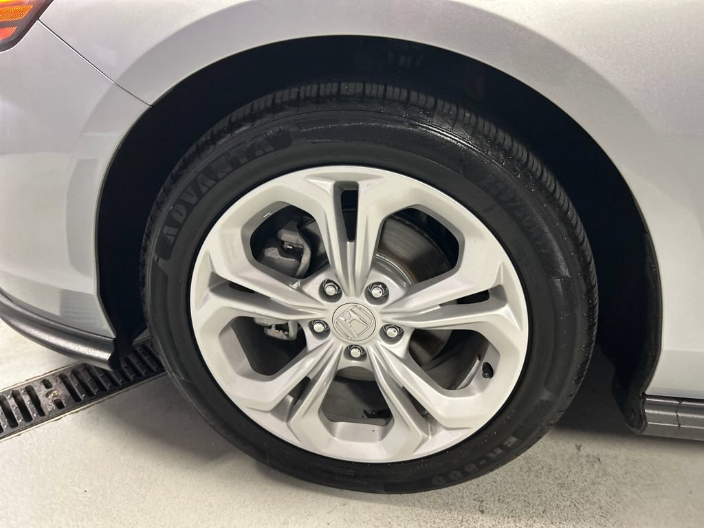 Used 2025 Honda Accord LX image 9