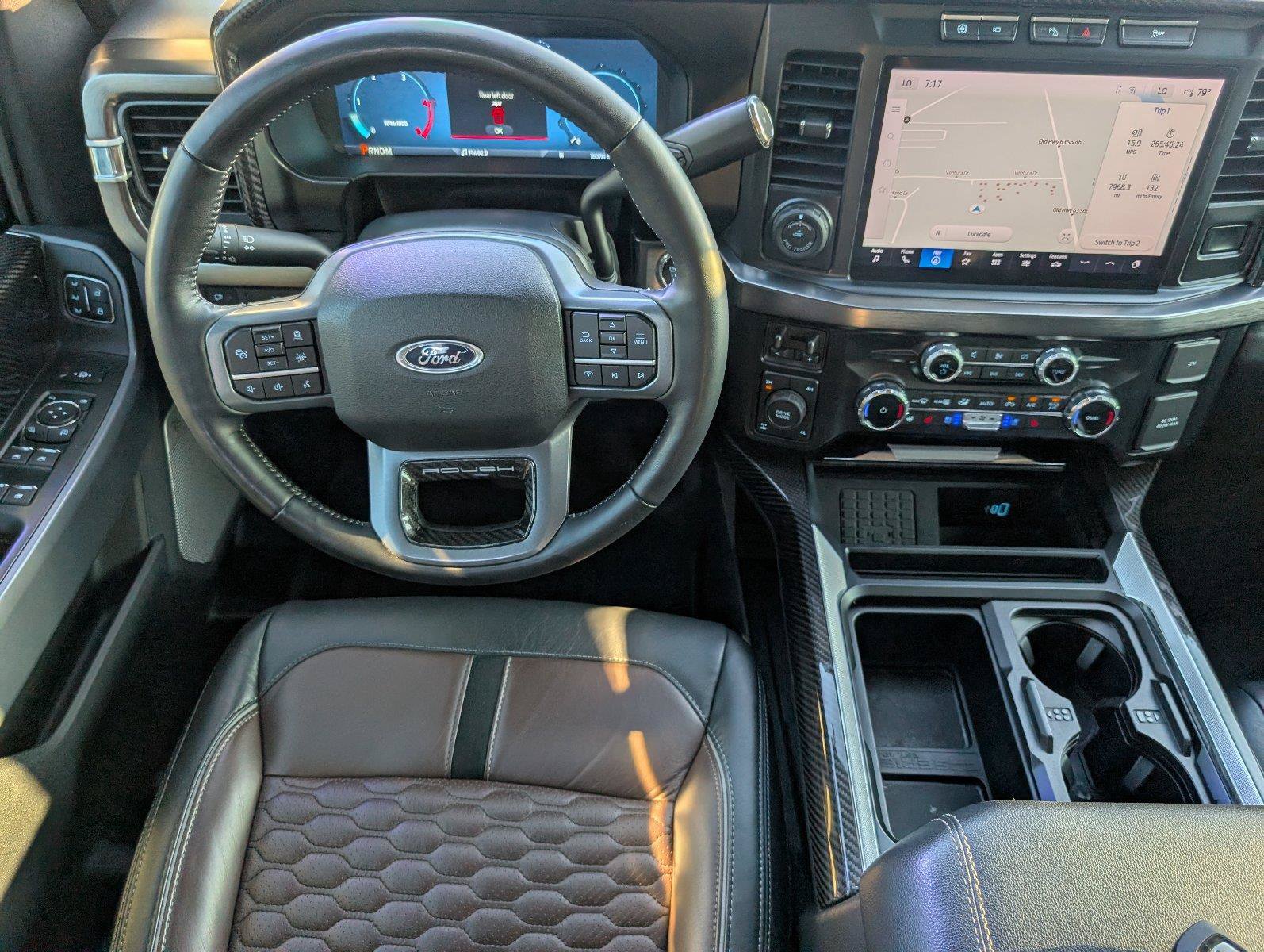 Used 2024 Ford F250 Lariat w/ Lariat Ultimate Package AWD/4WD image 33