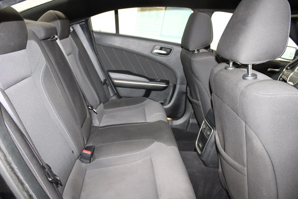 Used 2022 Dodge Charger SXT RWD image 26