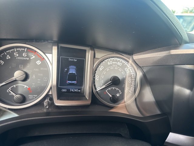 Used 2022 Toyota Tacoma SR5 image 13