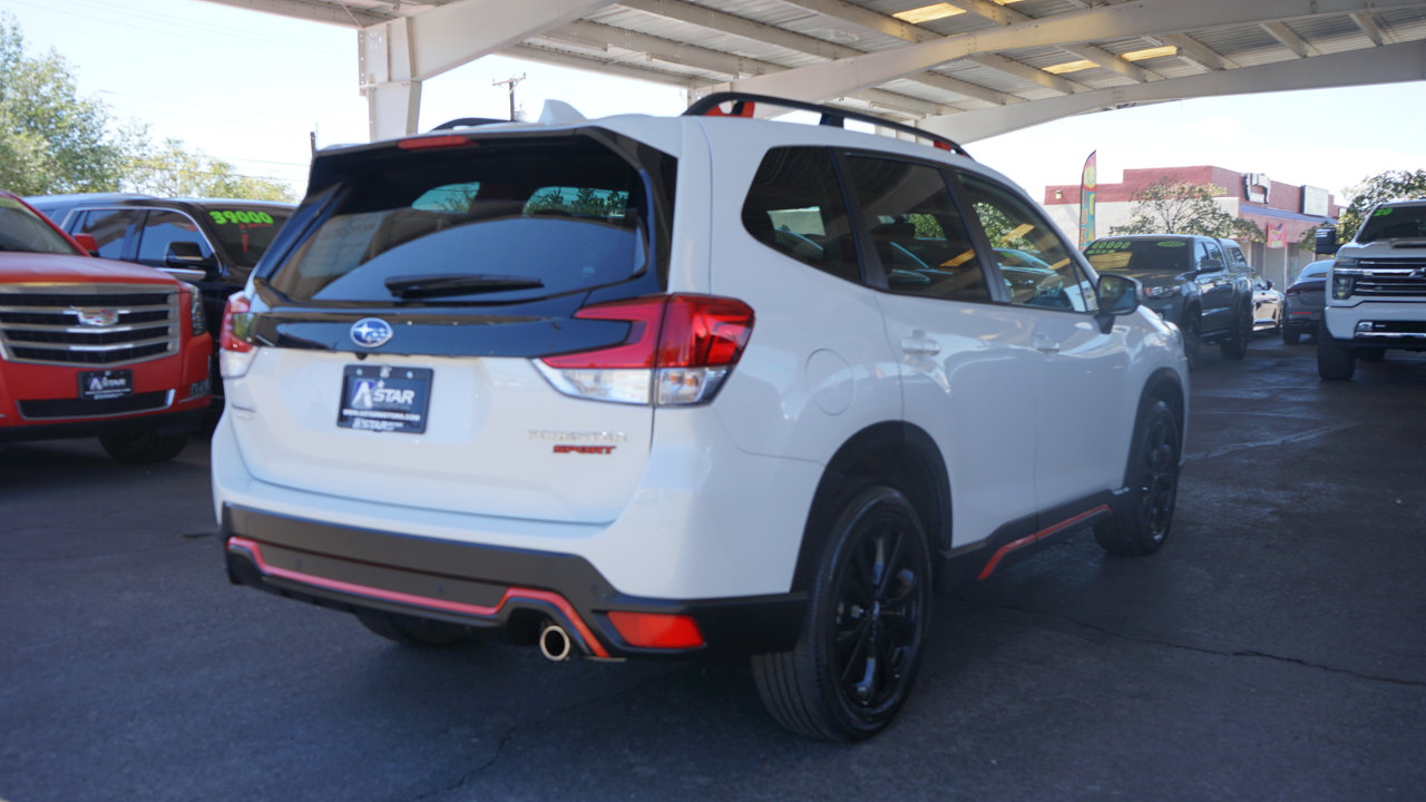 Used 2023 Subaru Forester Sport image 3
