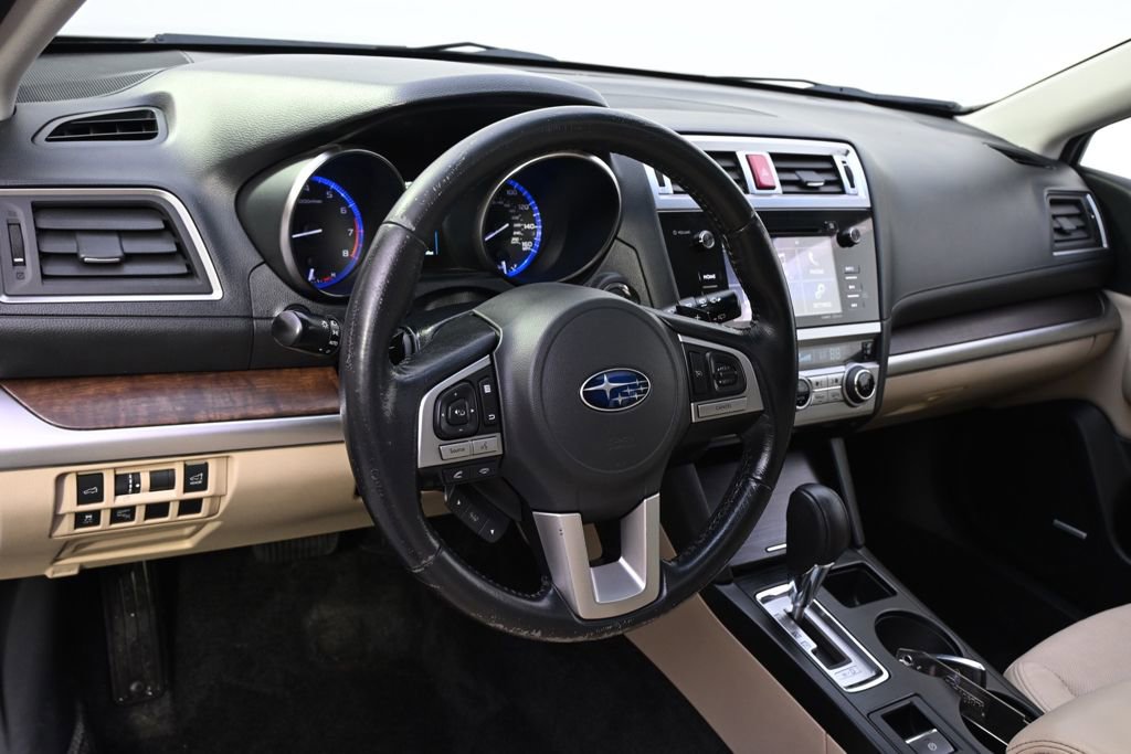 Used 2015 Subaru Outback 3.6R Limited image 11