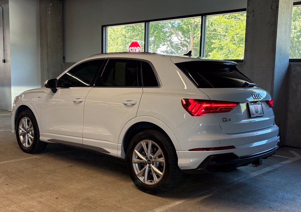 Used 2022 Audi Q3 2.0T Premium Plus AWD/4WD image 3