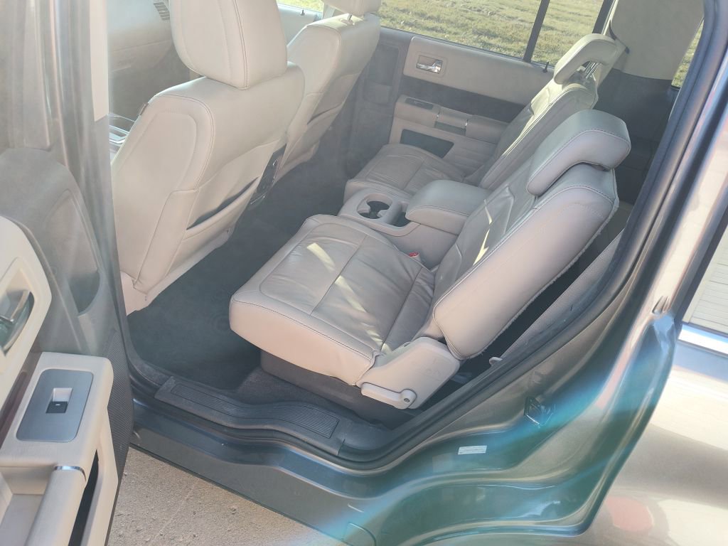 Used 2010 Ford Flex SEL image 6