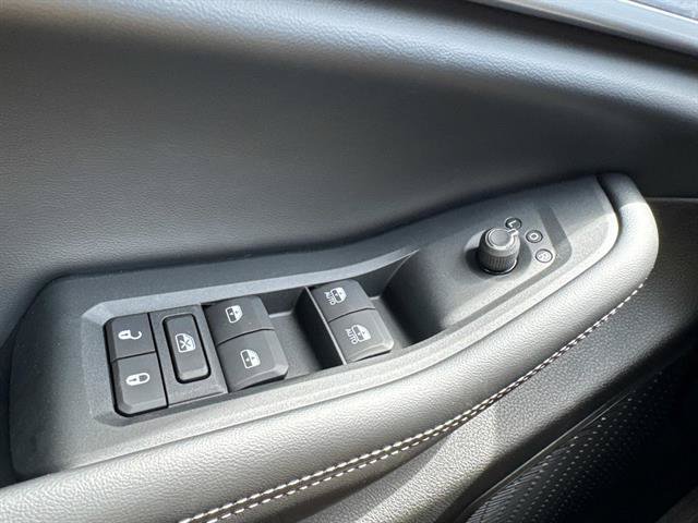 New 2025 Jeep Grand Cherokee Limited w/ Black Appearance Package AWD/4WD image 13