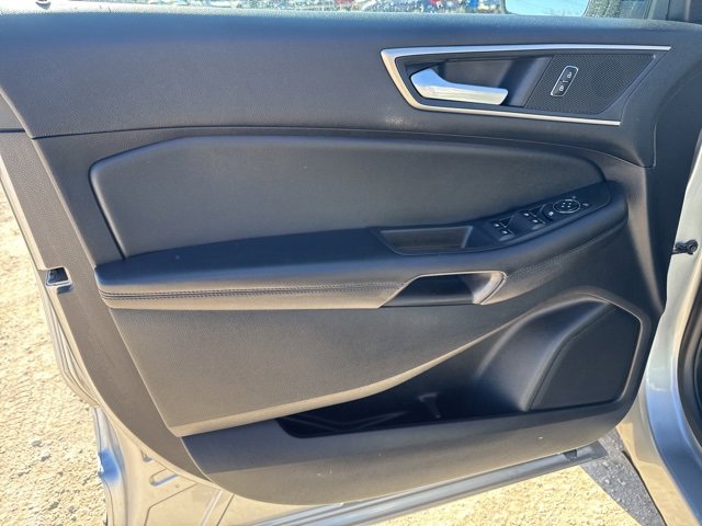 Used 2022 Ford Edge SEL image 22