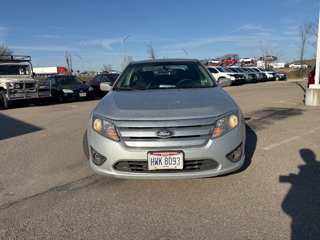 Used 2012 Ford Fusion SE image 2