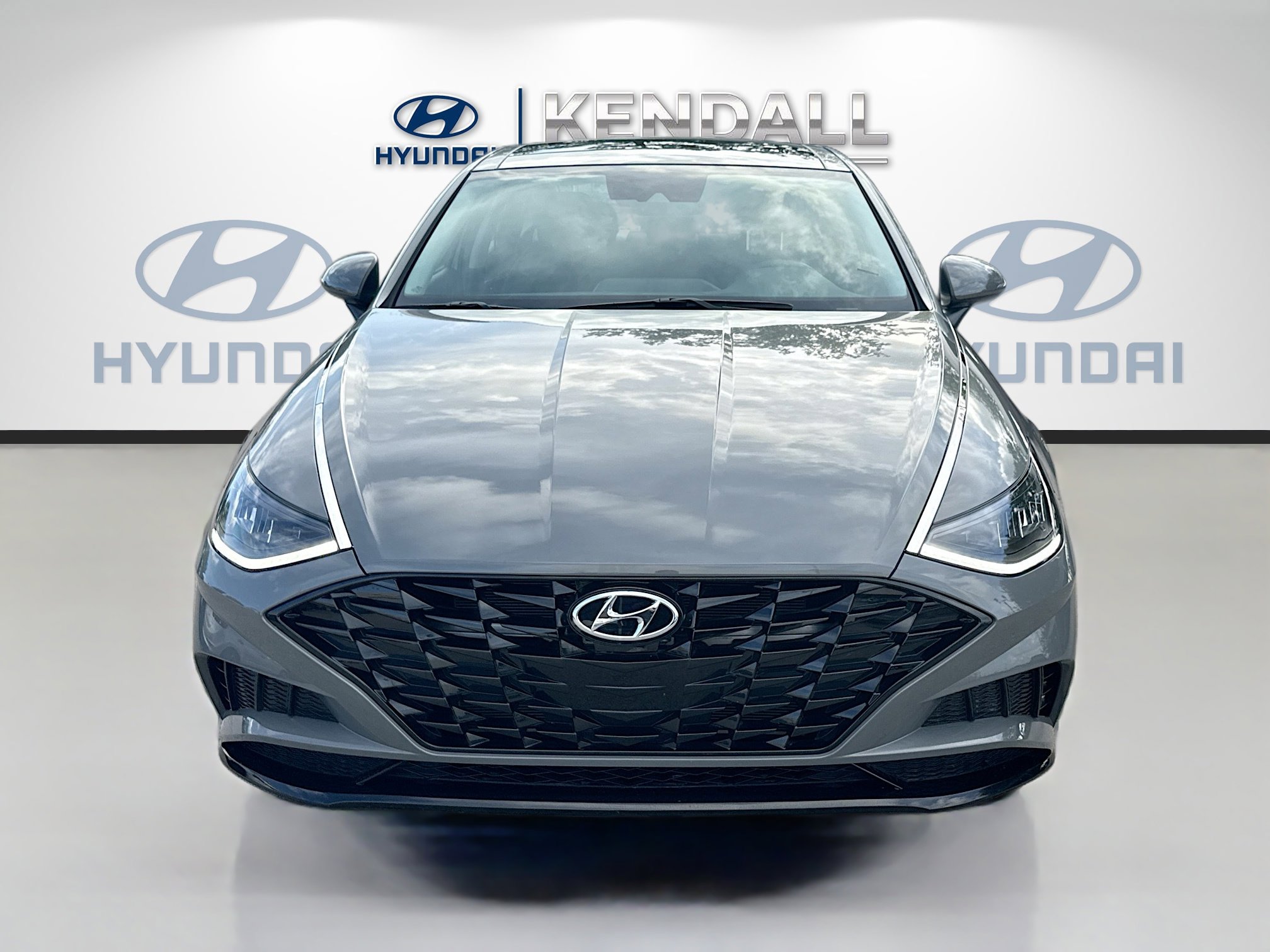 Used 2023 Hyundai Sonata SEL w/ Convenience Package FWD image 2