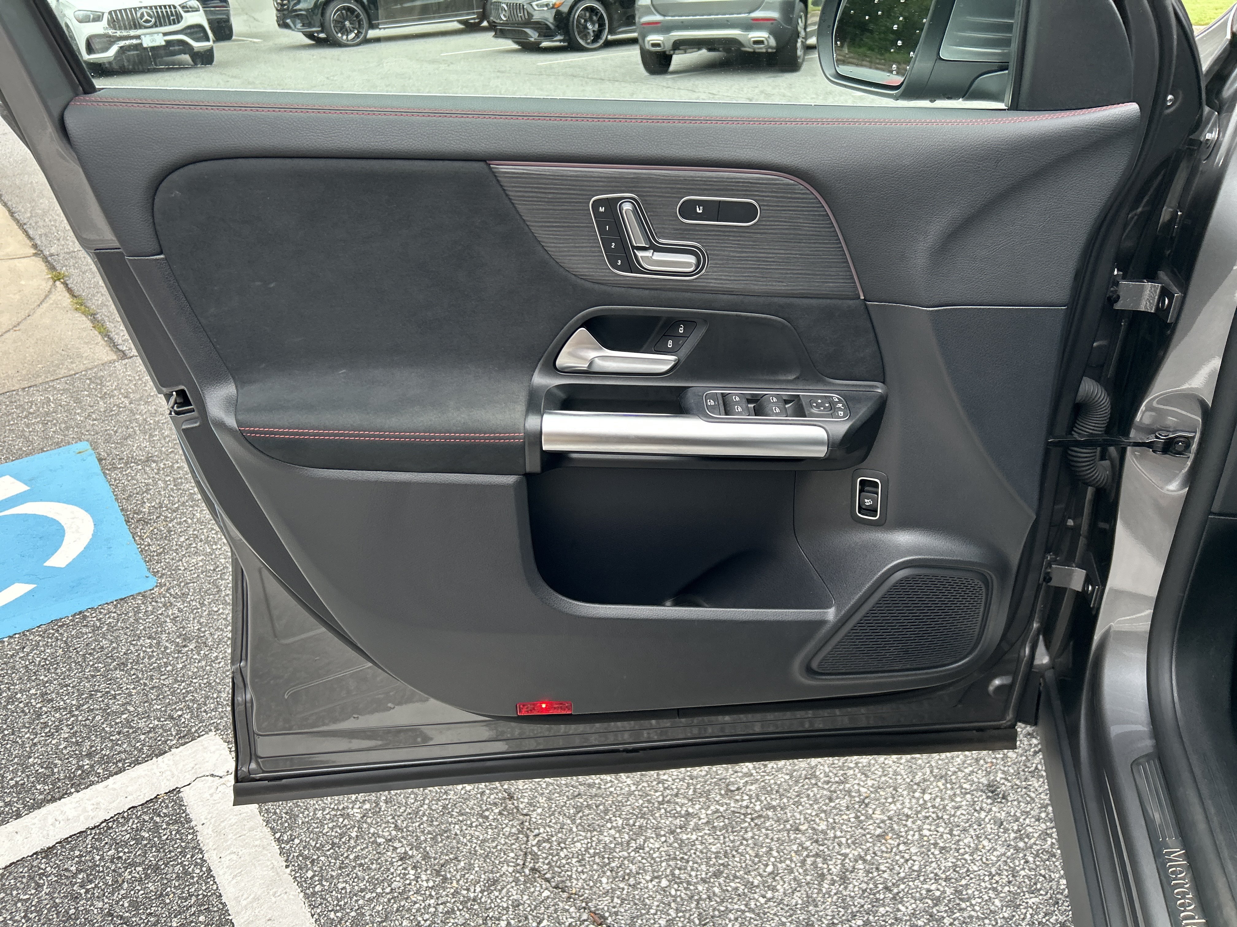 Certified 2023 Mercedes-Benz GLA 250 4MATIC image 16
