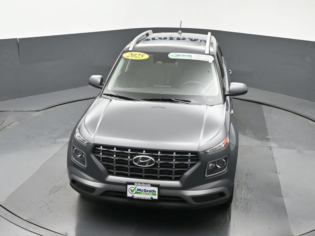 Used 2025 Hyundai Venue SEL FWD image 29