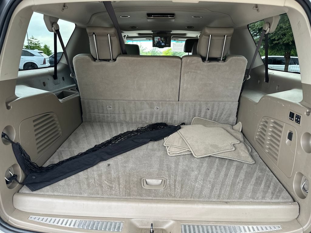 Used 2020 GMC Yukon XL SLT w/ Premium Edition RWD image 42
