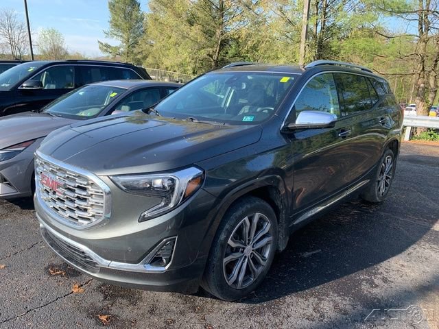 Used 2020 GMC Terrain Denali w/ Denali Premium Package