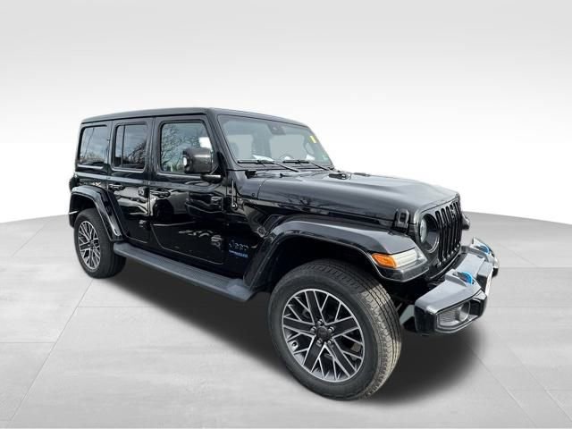 Used 2022 Jeep Wrangler Unlimited Sahara image 11