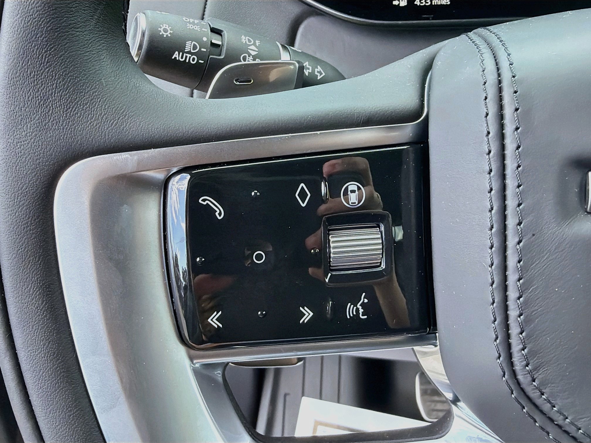New 2026 Land Rover Range Rover SE AWD/4WD image 38
